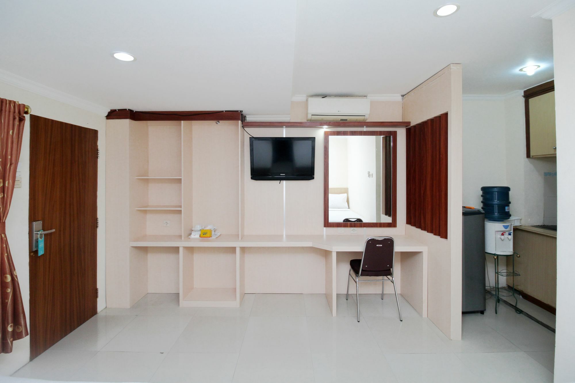 Myzone Homtel Hotel Semarang Exterior photo