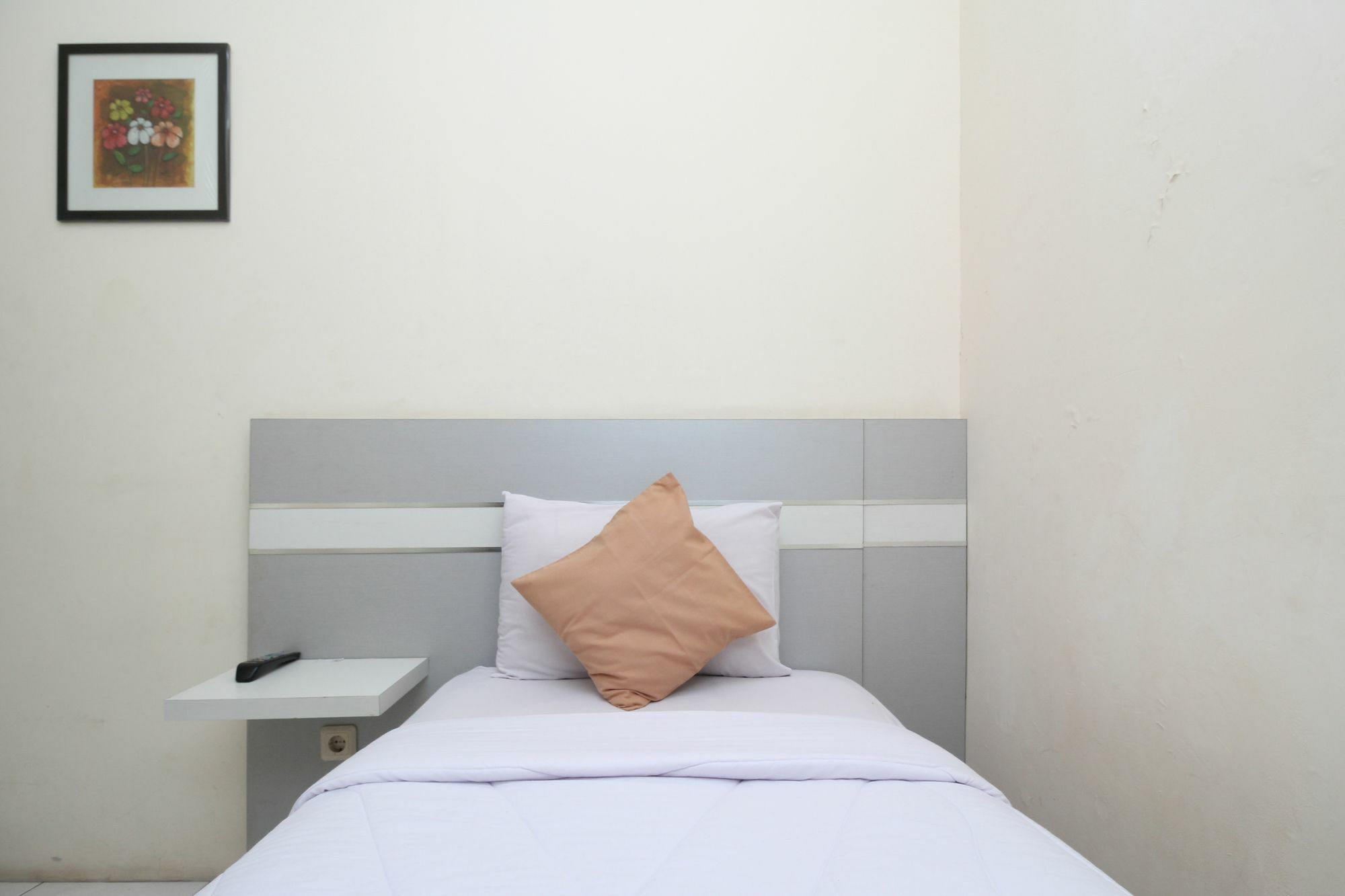 Myzone Homtel Hotel Semarang Exterior photo