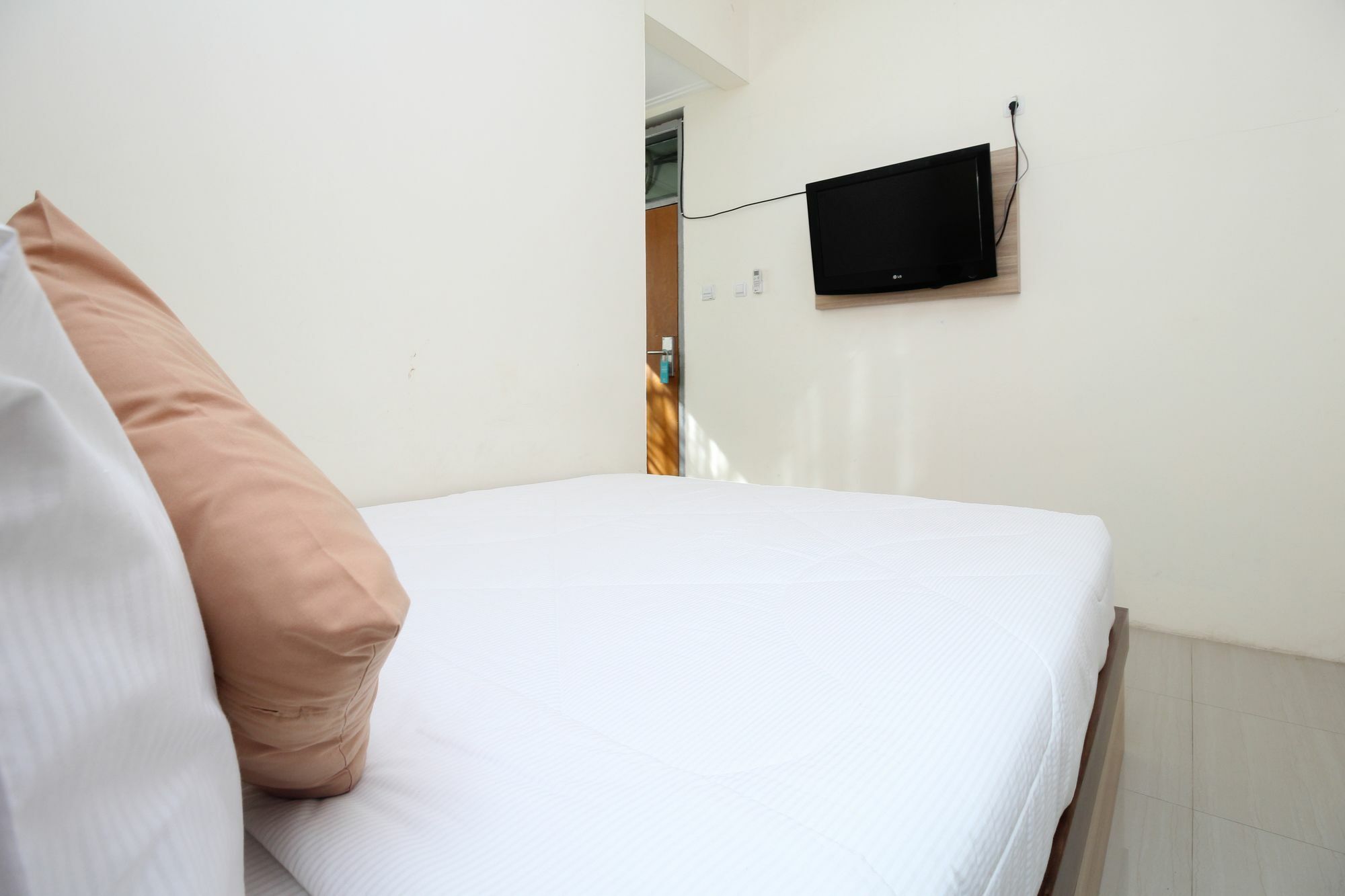 Myzone Homtel Hotel Semarang Exterior photo