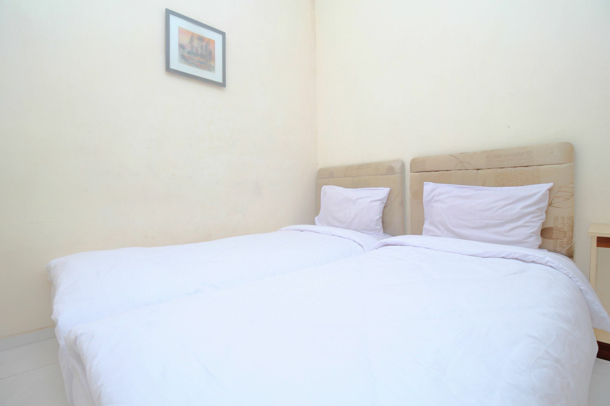 Myzone Homtel Hotel Semarang Exterior photo
